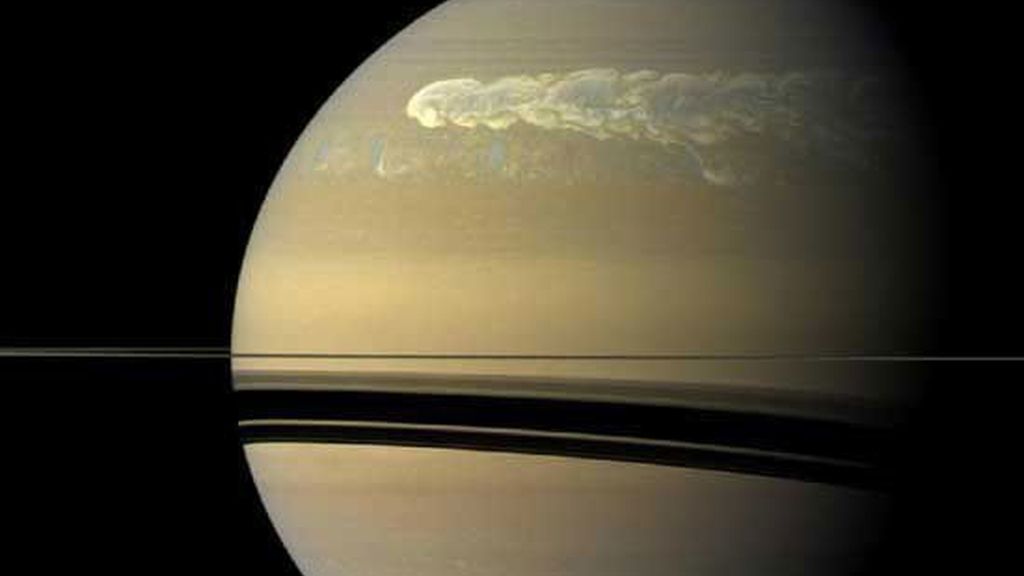 Espectacular tormenta en Saturno