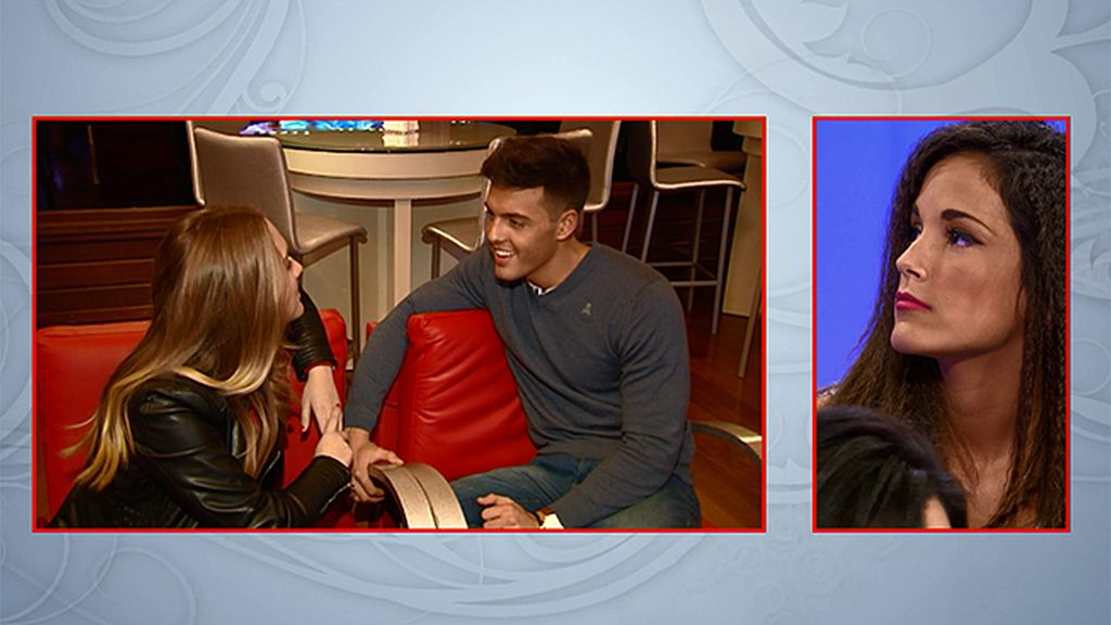 Lukas, a Patri: "Te das un aire a Pamela Anderson"