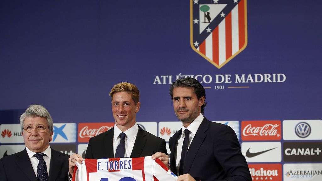 Las mejores fotos de la presentación de Fernando Torres con el Atlético de Madrid