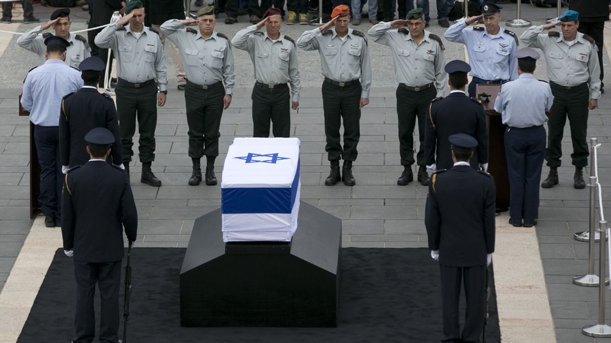 Comienza la ceremonia pública de despedida de los restos mortales de Ariel Sharon