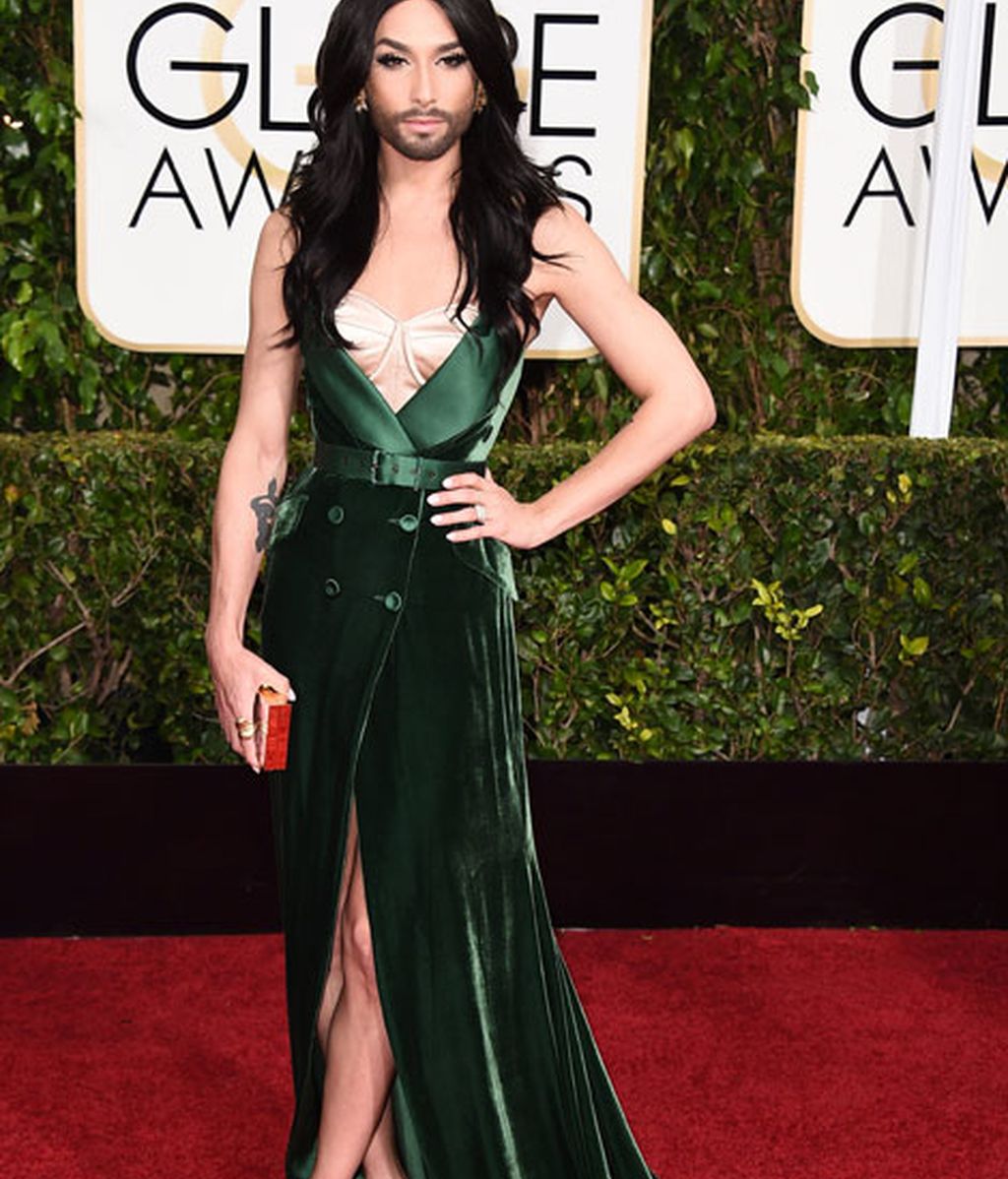 Las actrices arriesgan poco en la alfombra roja de los Globos de Oro