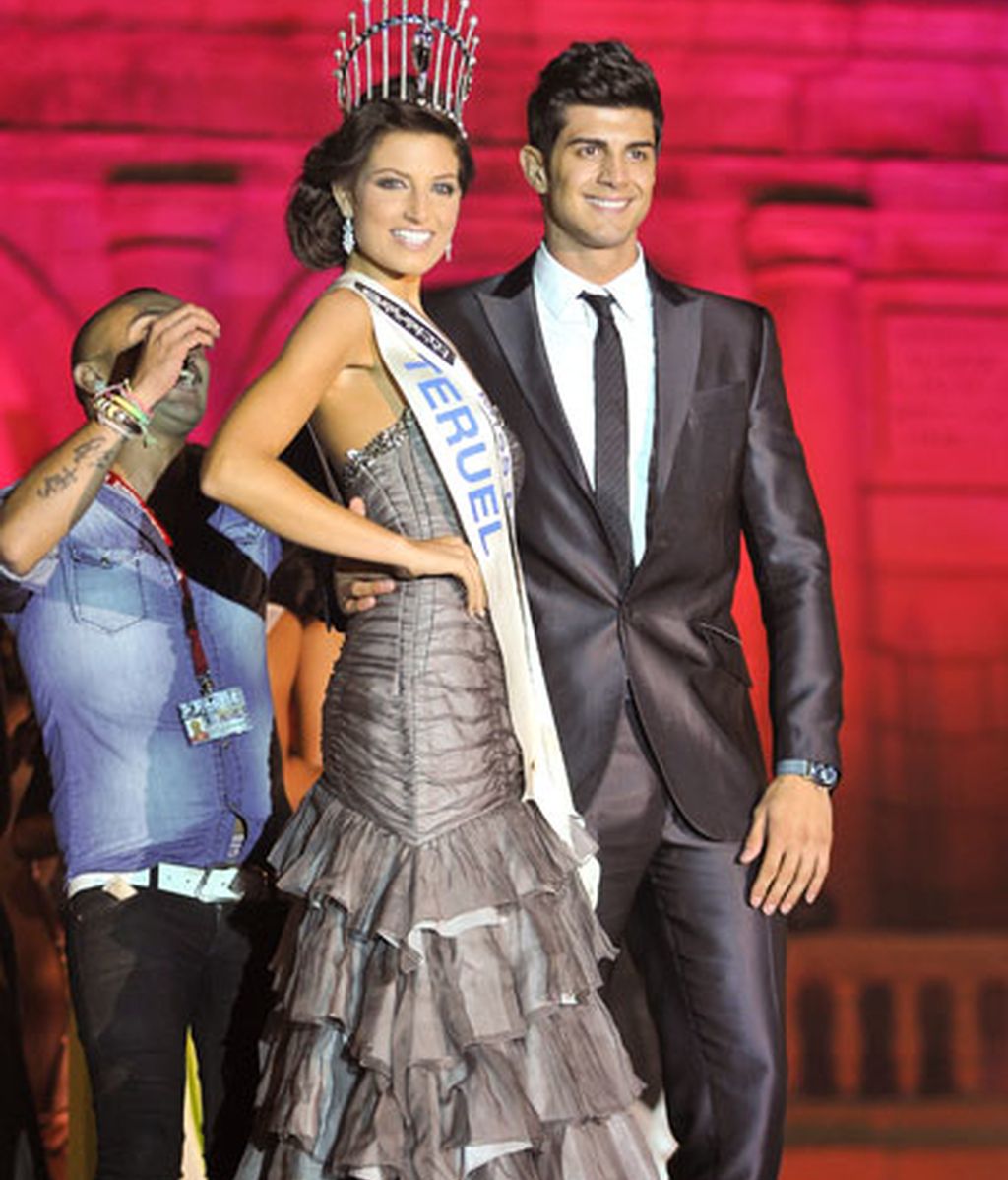 Miss España 2010 posa junto a Mister España 2009