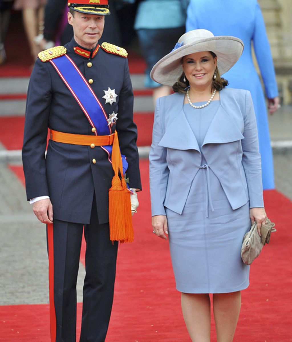 Los invitados, de punta en blanco