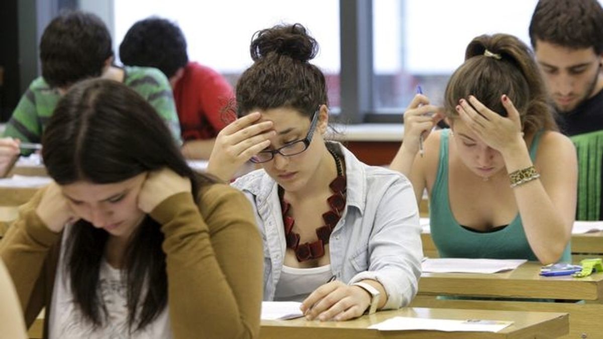 Alumnos durante la prueba de Selectividad