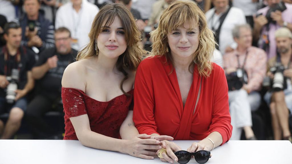 Las chicas Almodóvar, por fin con Pedro, presentan 'Julieta' en el Festival de Cannes