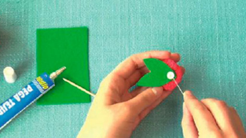 Tricotosas 33: Broche de ganchillo