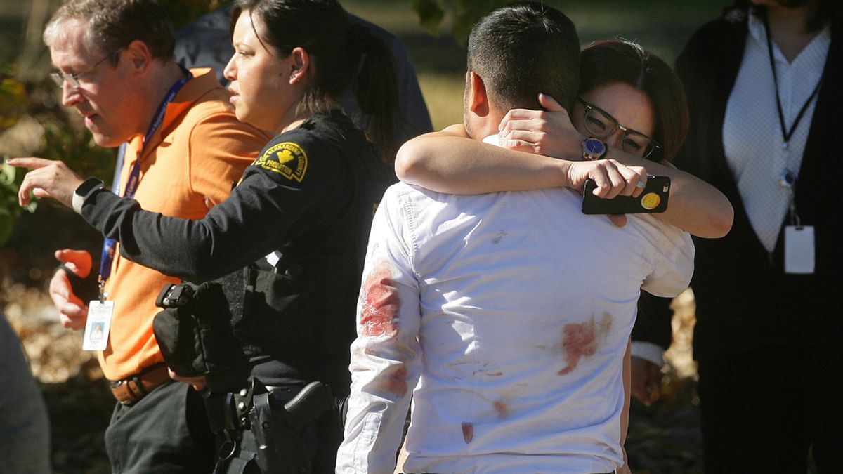 La pareja detrás de la matanza de San Bernardino lo planeó de antemano y dejó bombas