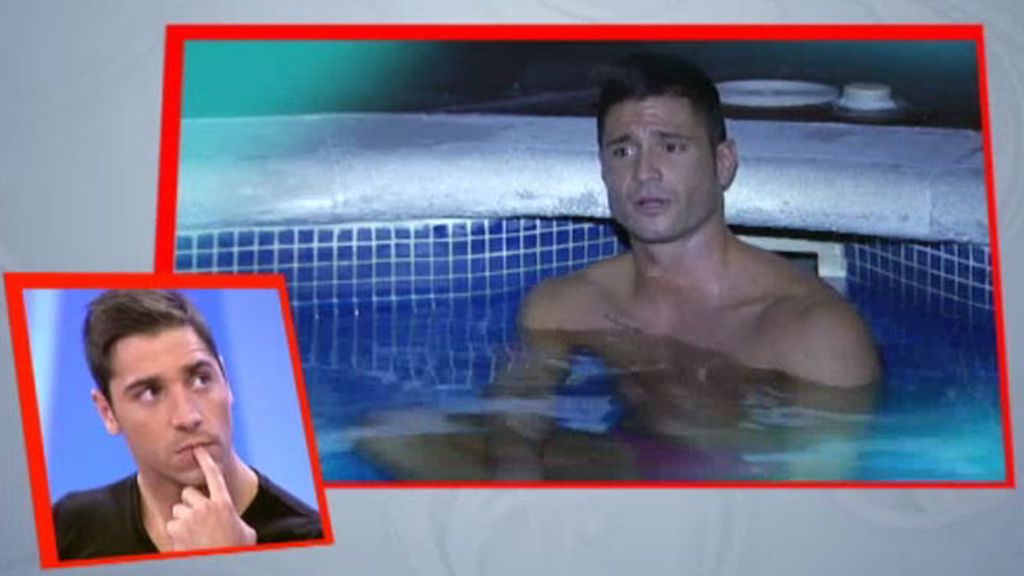 Lola, a Ángel: “No quería besarte en la primera cita pero no he podido aguantar”