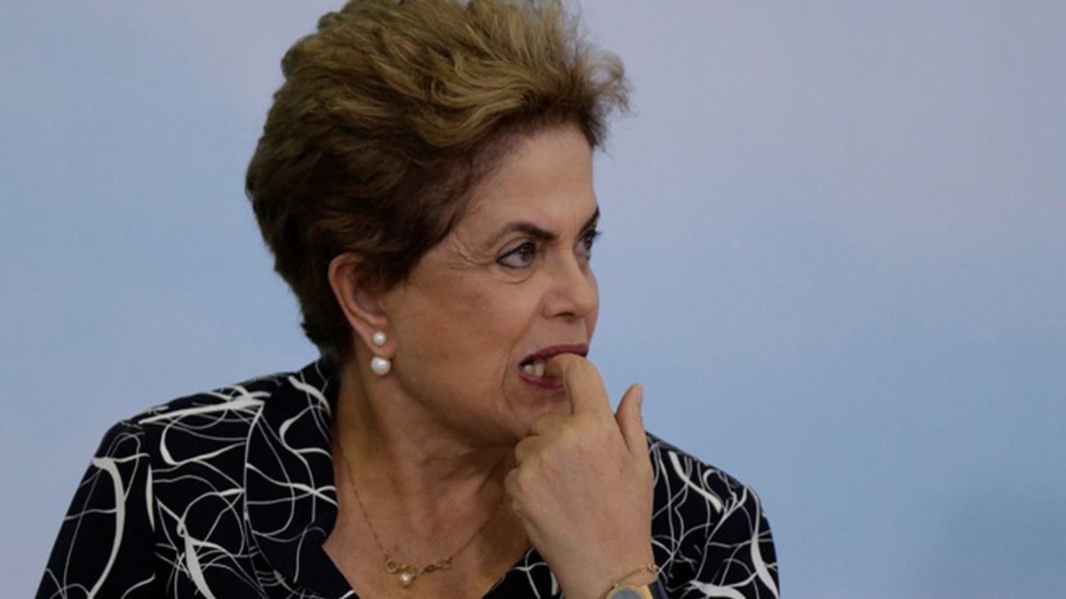 Dilma Rousseff defiende su inocencia y resta legitimidad al gobierno de Michel Temer