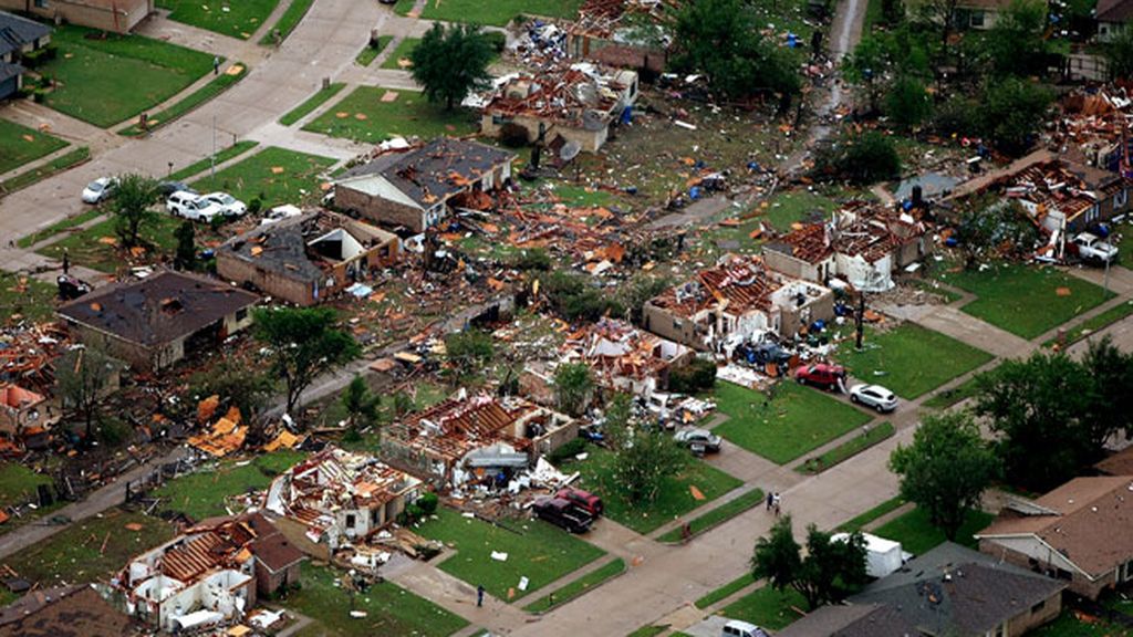 Alerta en EEUU por los devastadores tornados