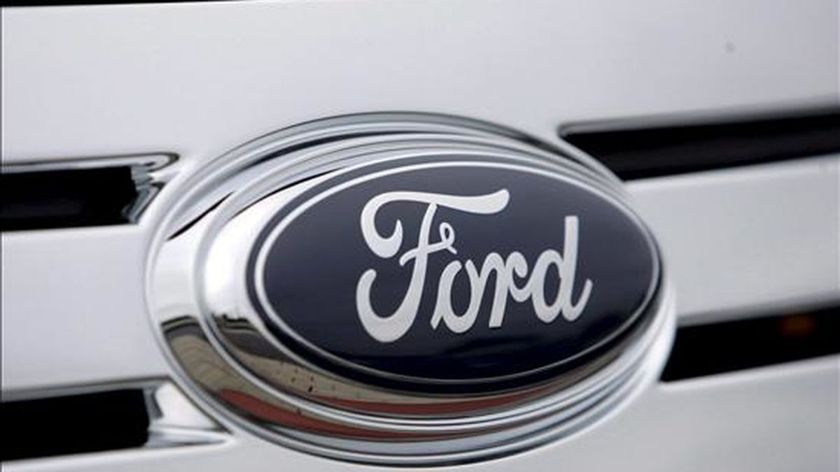 Ford, la única de las tres grandes automovilísticas estadounidenses que no está en quiebra, aumentó sus ventas en abril en EE.UU. EFE/Archivo