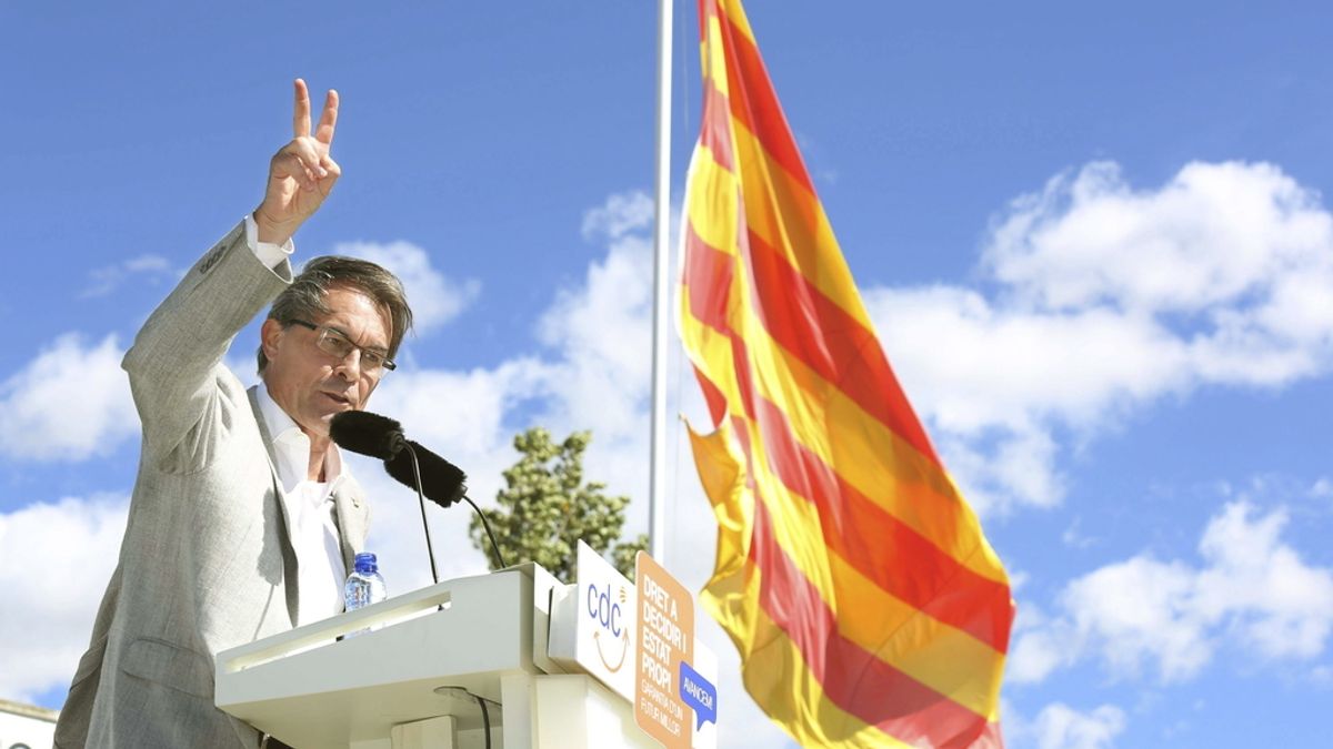 Mas insta a Europa a mirar a Cataluña como su movimiento democrático "más poderoso"