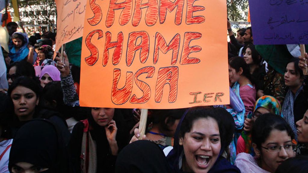 Protesta por el ataque de la OTAN en Pakistán