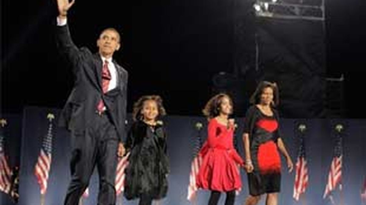 Obama sale con su familia al parque Grant de Chicago para celebrar la victoria. Foto: EFE.