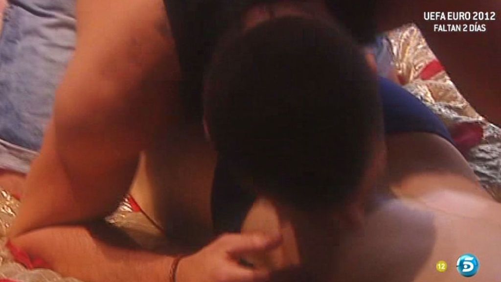 Fresas y champagne par acaldear el ambiente