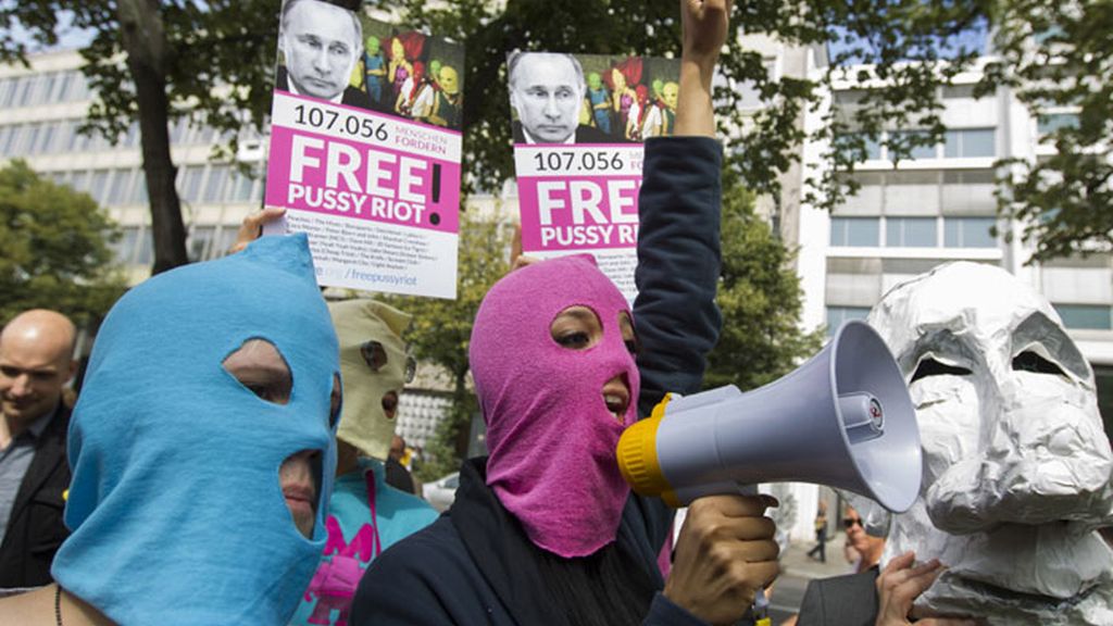 El juicio contra las Pussy Riot desata las protestas en Moscú