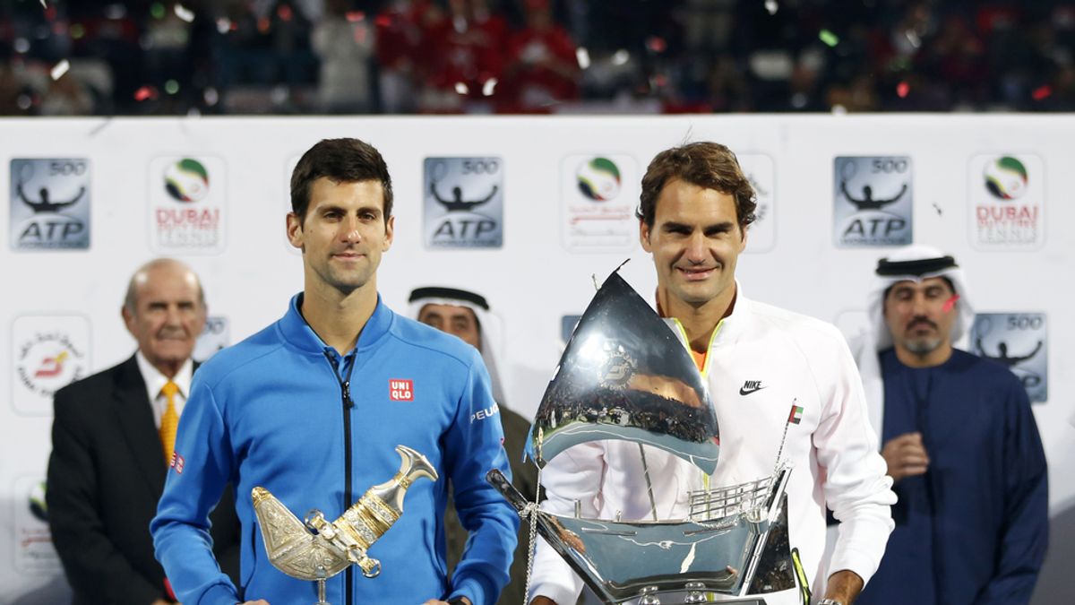 Federer tumba a Djokovic por su séptimo título en Dubai