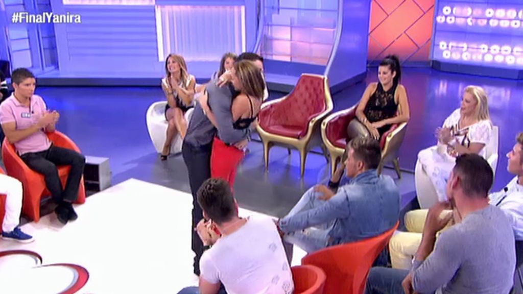 Con Santana en plató, Yanira toma su decisión final