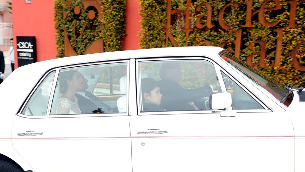 La novia, Beatriz Mira