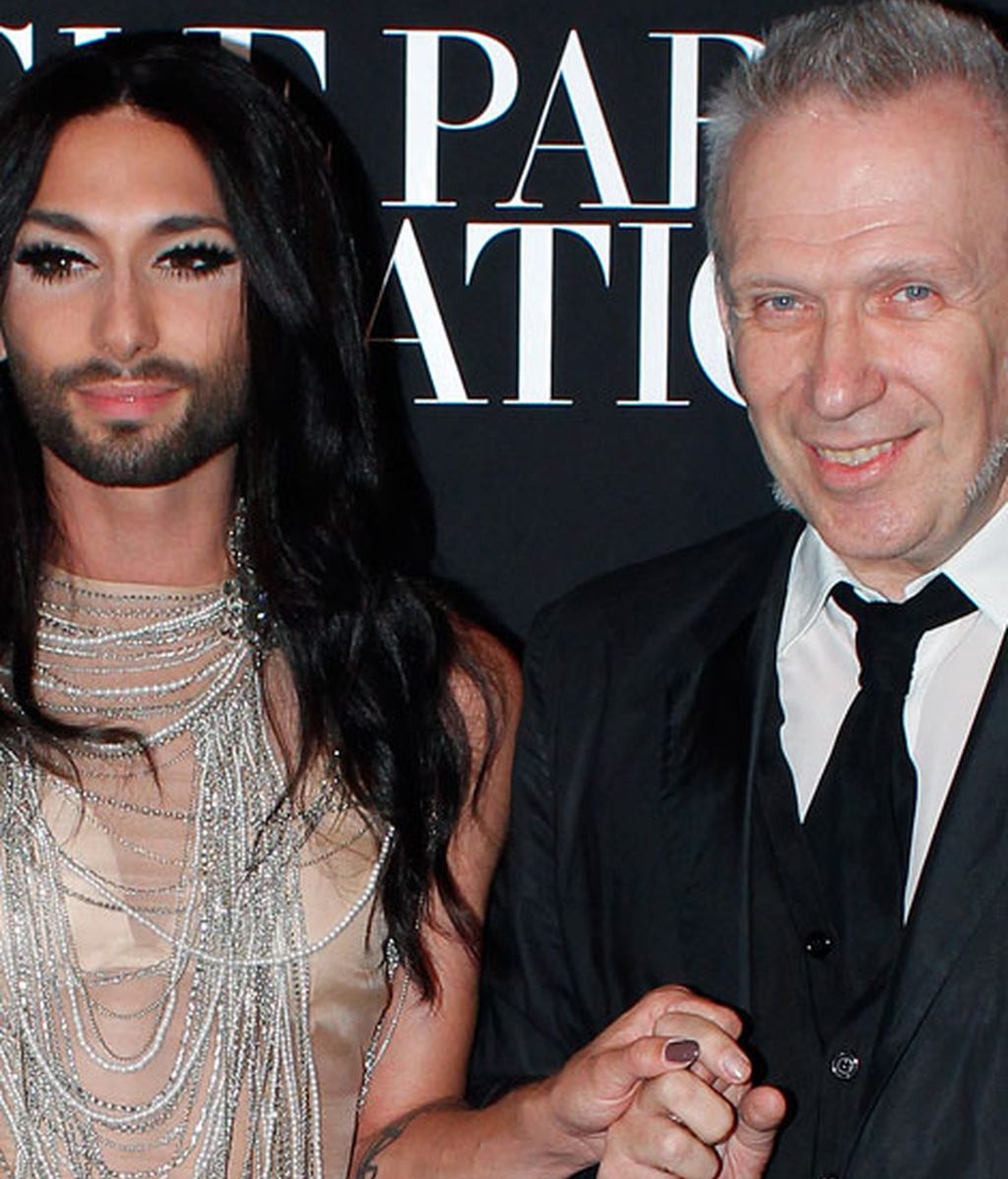 ¿Qué hacen Conchita, Carlota Casiraghi y Kardashian de fiesta por París?