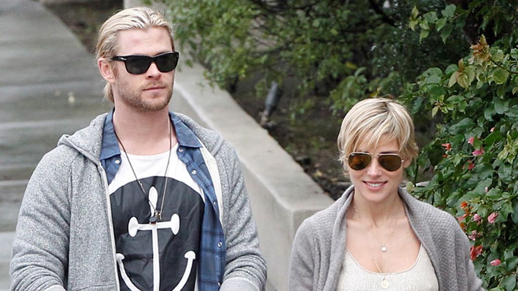 Elsa Pataky apuesta por la comodidad, como su chico