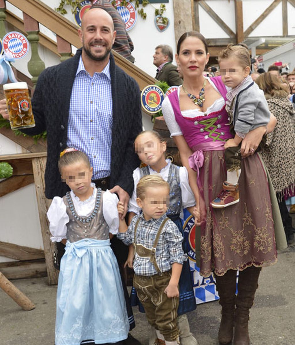 Xabi Alonso, Pep Guardiola, Pepe Reina... el 'spanish Bayern' disfruta de la Oktoberfest