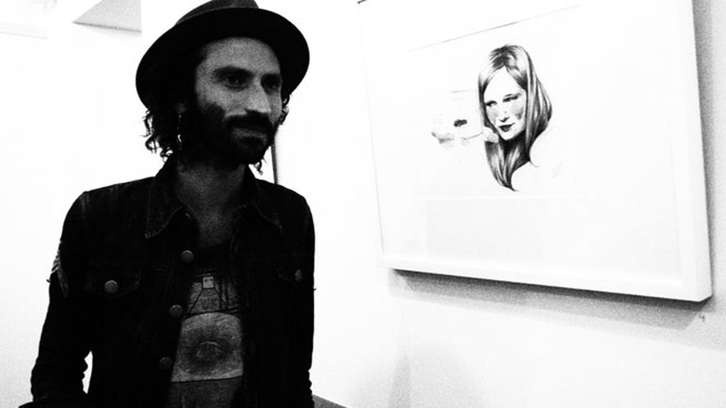 El universo de Paula Bonet, en blanco y negro