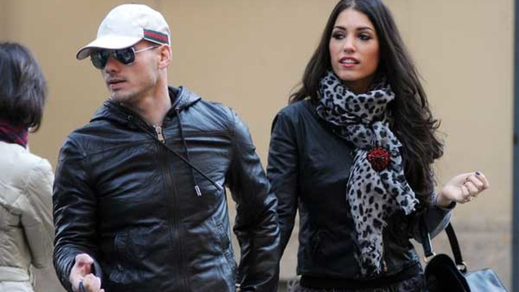 Wesley Sneijder y Yolanthe Cabau, pasión por las calles de Milán