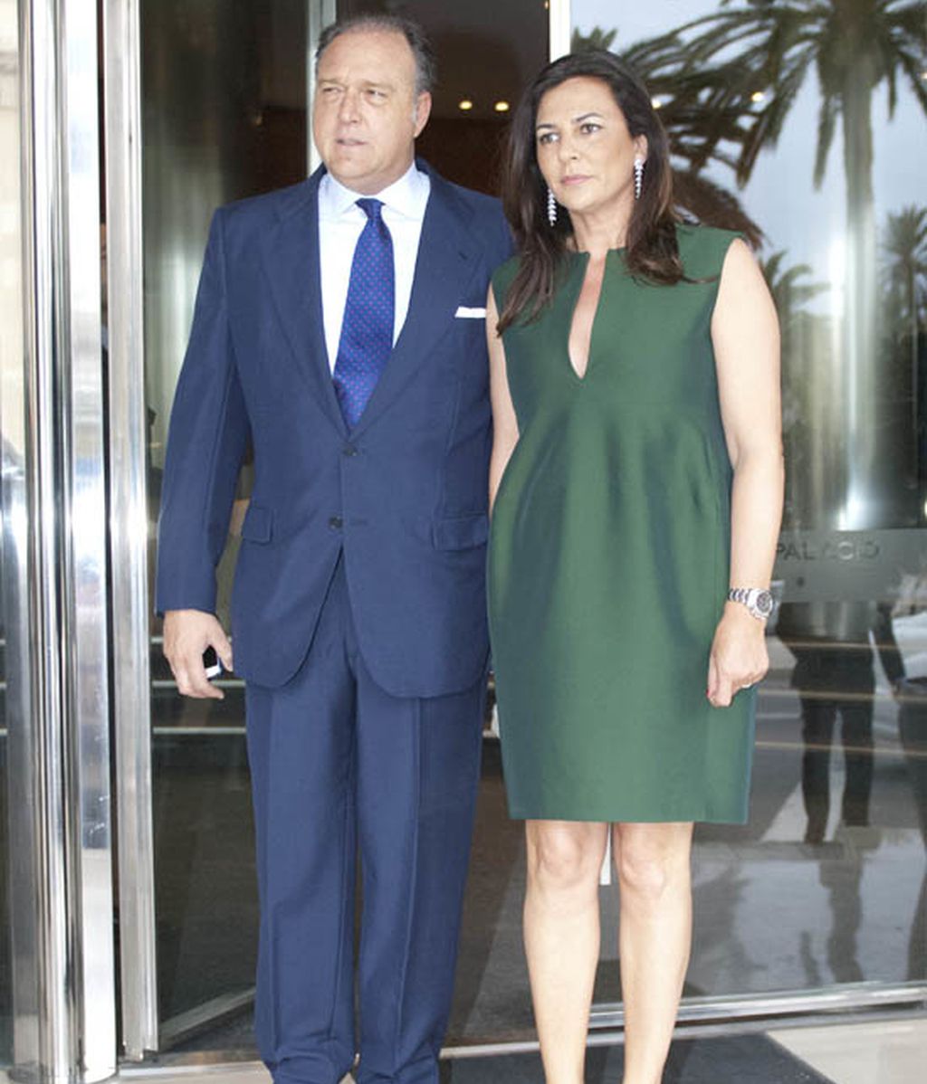 Isabel Sartorius y los Príncipes de Asturias, juntos en la boda de Álvaro Fuster