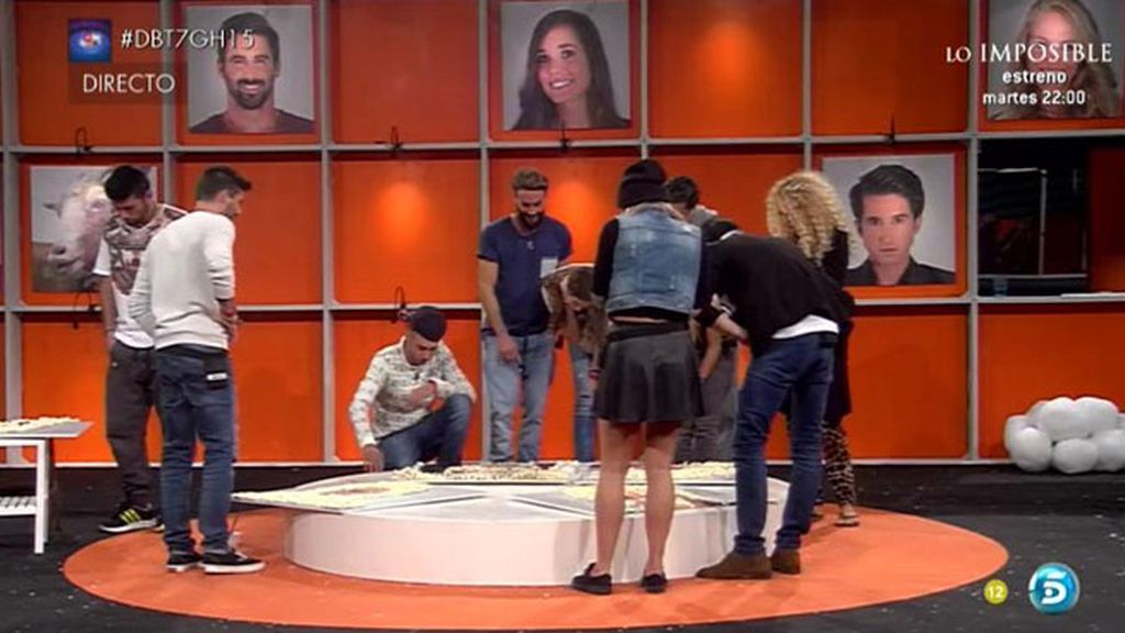 Se emocionan al verles y leer las dedicatorias