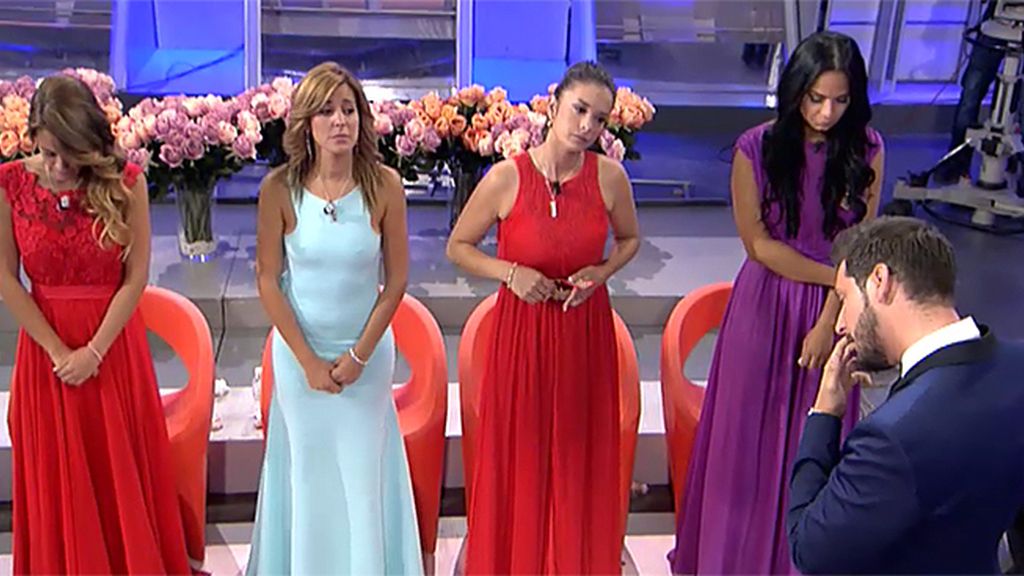 Manu cierra su trono con un precioso beso