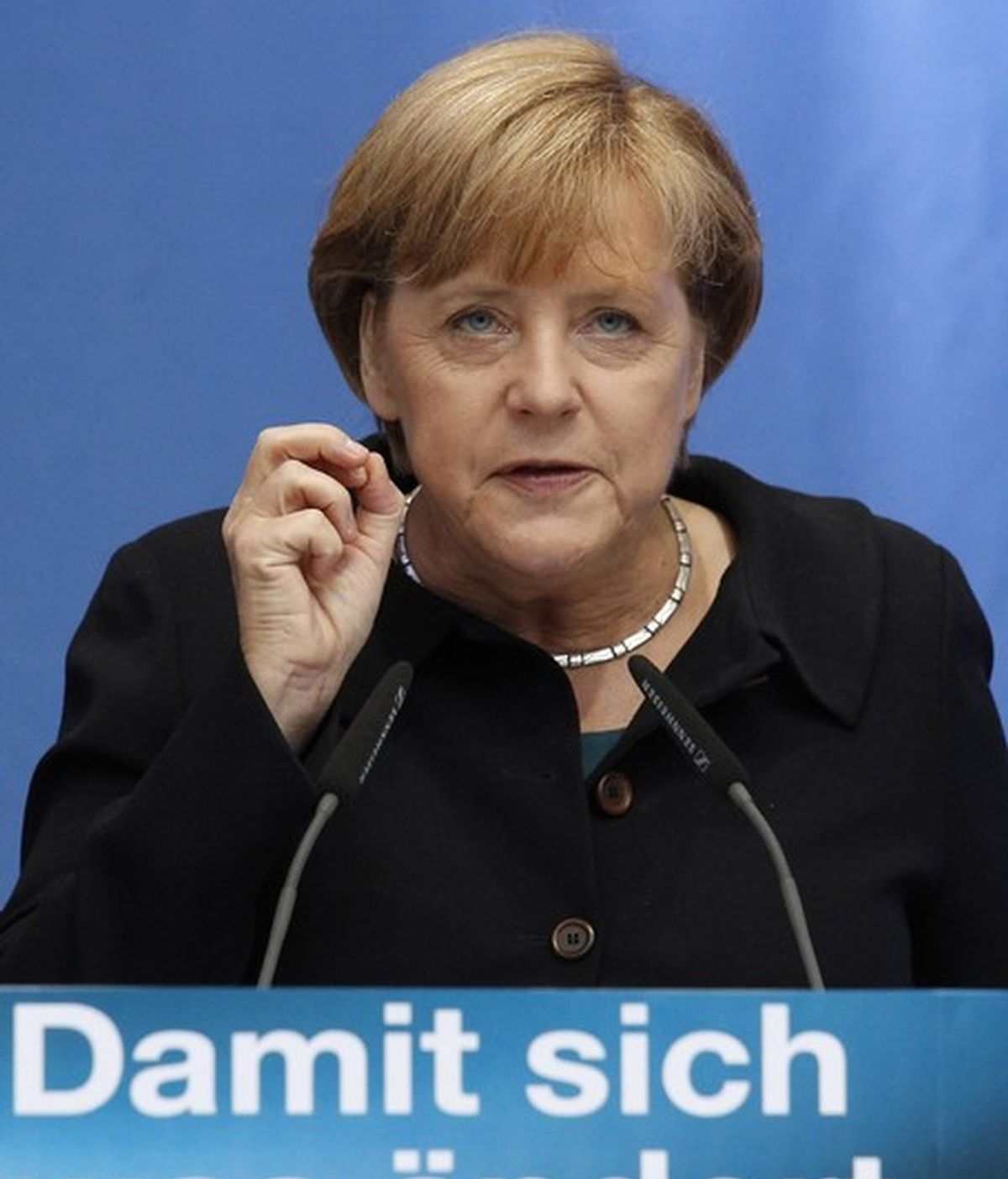 La canciller alemana, Angela Merkel, ha rechazado la posibilidad de una quiebra de Grecia.
