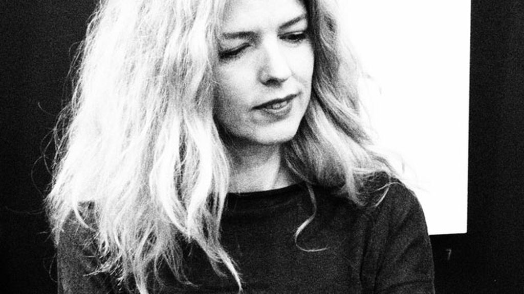 El universo de Paula Bonet, en blanco y negro