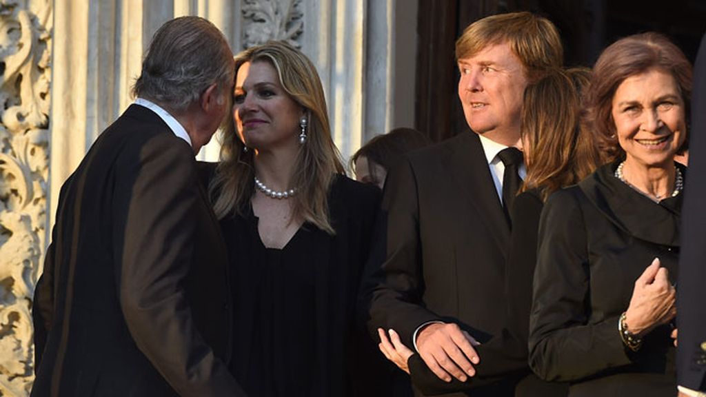 Don Juan Carlos quiso estar al lado de la familia de Holanda