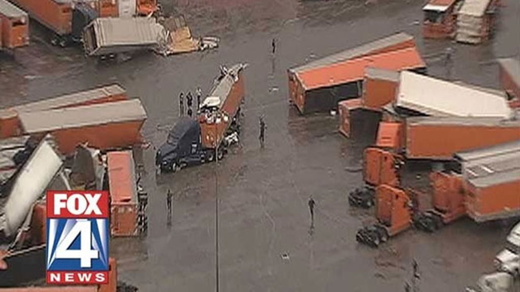 Alerta en EEUU por los devastadores tornados