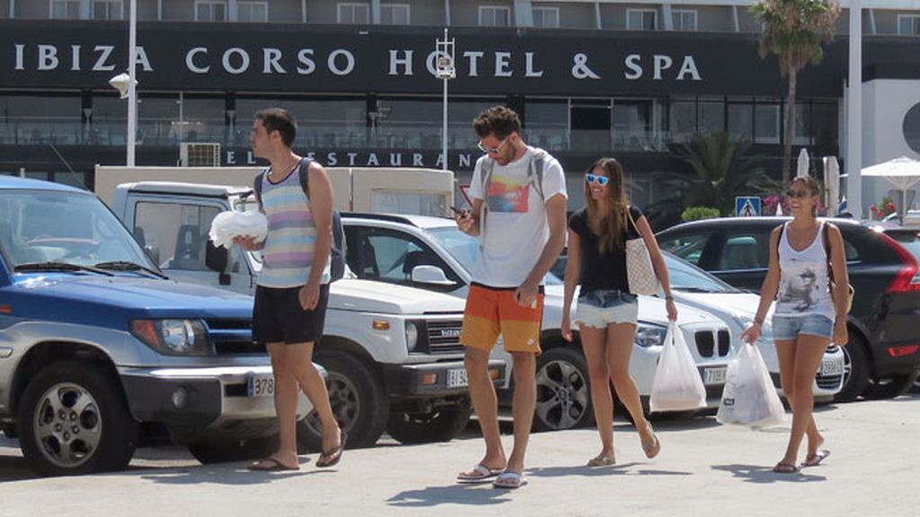 Helen Lindes y Rudy Fernández disfutan de su amor en Ibiza
