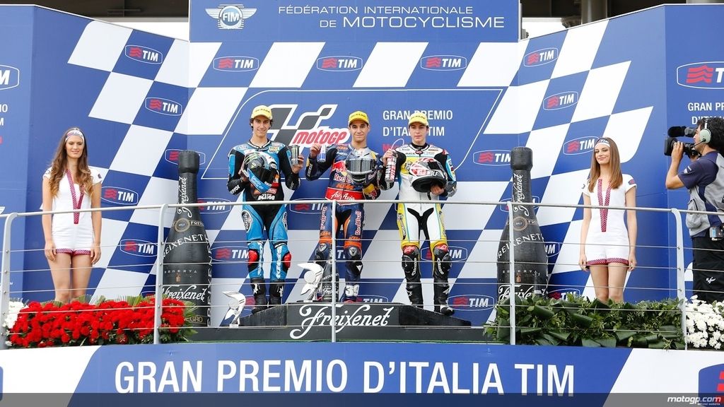 Triplete español en el podio de Moto3 (Salom, Rins y Viñales)