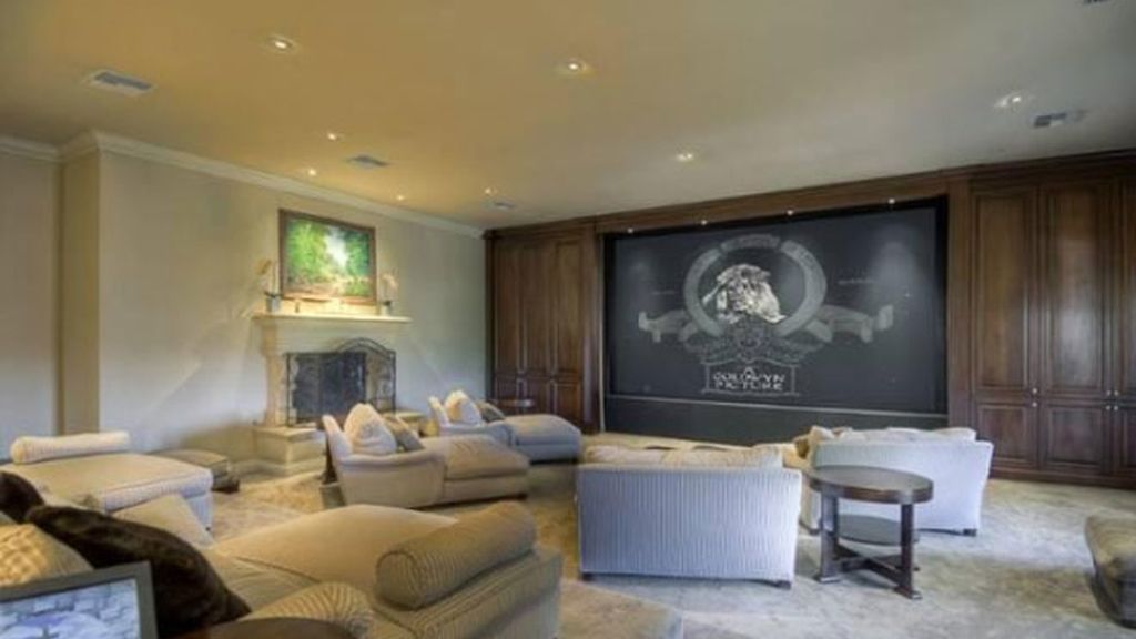 Mark Wahlberg vende su espectacular mansión de Beverly Hills