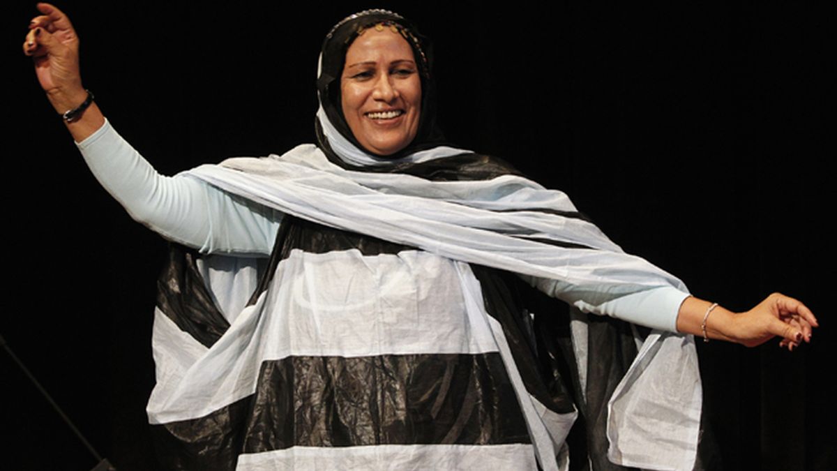 Fallece la cantante y activista saharaui Mariem Hassan
