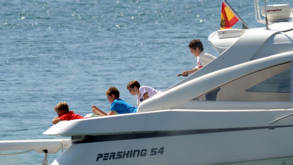 Los niños, ajenos a los problemas de sus padres