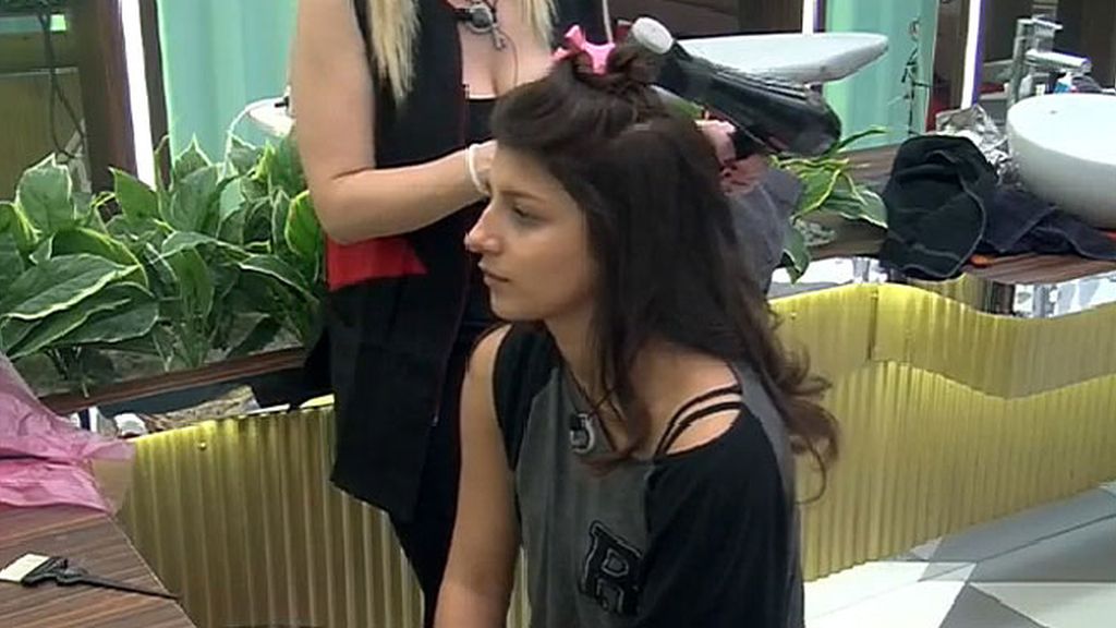 Aguasantas y Belén pasan por la peluquería