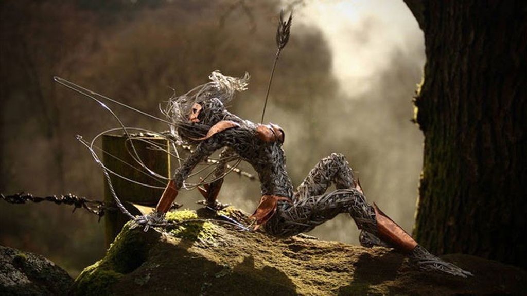 El artista Robin Wight crea estas obras con acero inoxidable