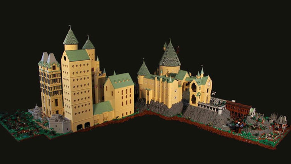 Hogwarts, el castillo de Harry Potter, con 400.000 piezas de lego