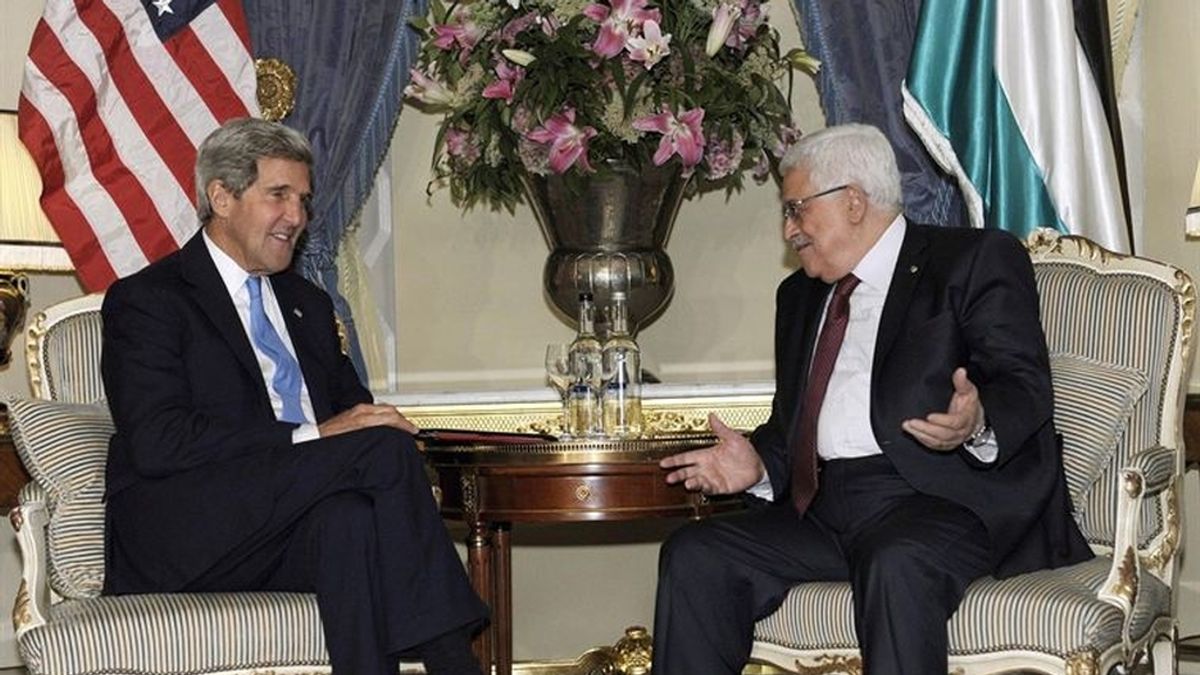 Abbas: "Si Israel sigue construyendo en los asentamientos puede frustar la paz"