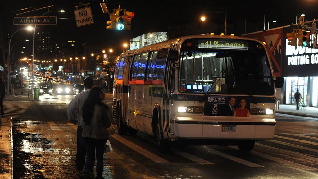 Los autobuses de Nueva York vuelven a circular