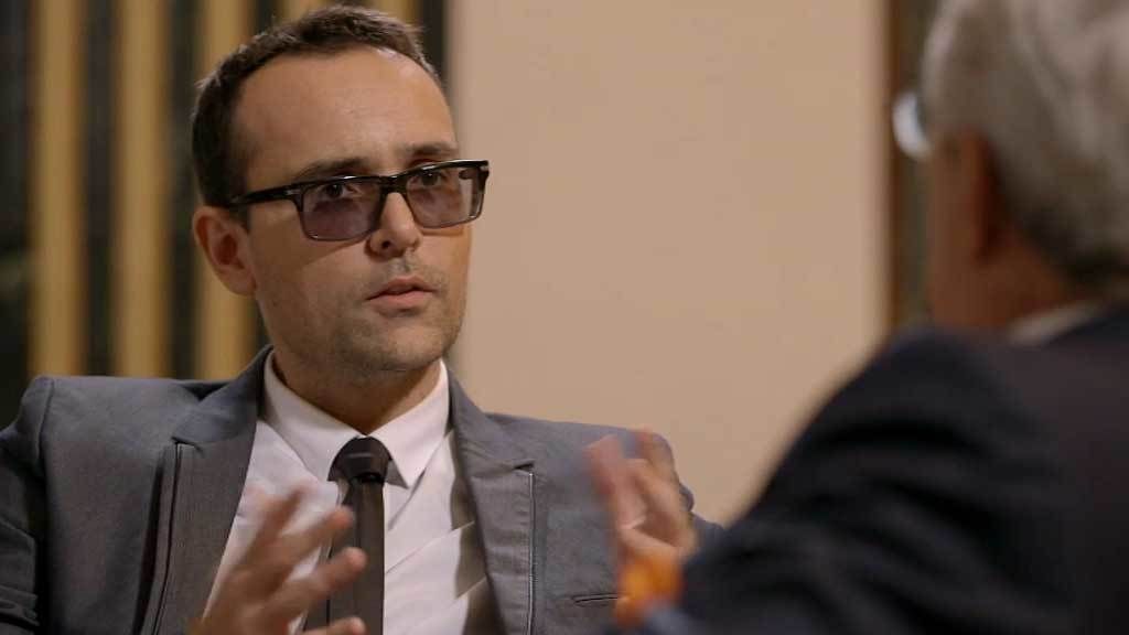 Leopoldo Fernández, gesto a gesto