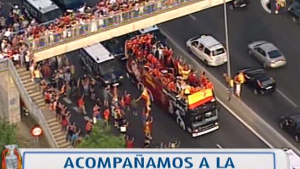 La Selección llega con la Copa a Madrid