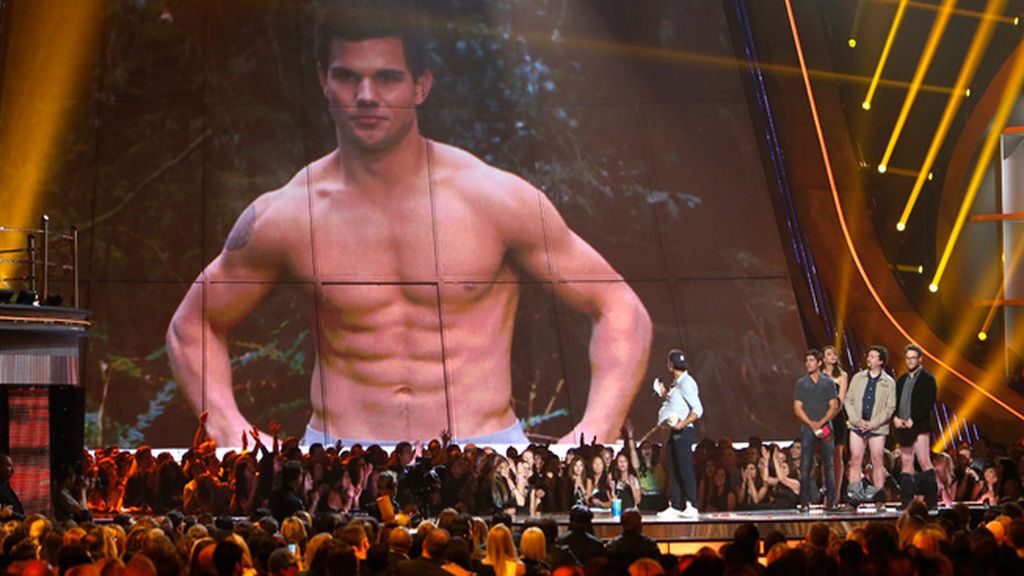Taylor Lautner: premio Shirtless ( mejor torso sin camisa)