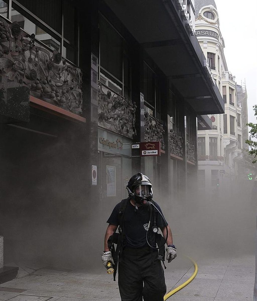 El incendio habría comenzado a las 15.45, y continúa sin control. No hay heridos.