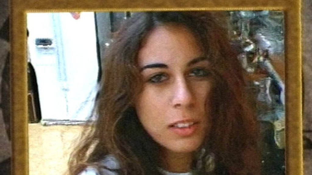 Indhira: "Ya no puedo estar sin maquillar, soy un cuadro"
